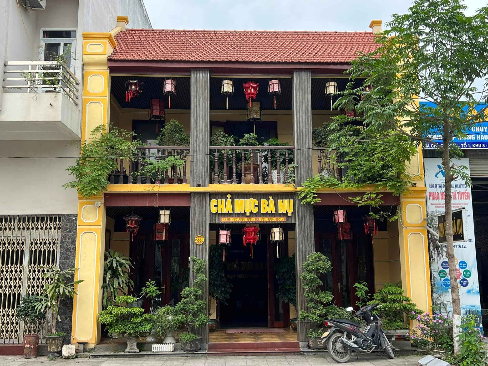 Cửa hàng Chả mực Bà Nụ tại Vân Đồn
